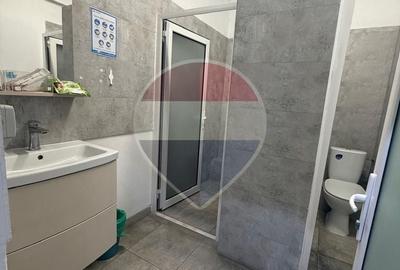 Spațiu comercial, de 391 mp, în Bariera Vâlcii