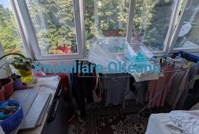 Apartament cu 2 camere semidecomandat în Calea București - 9