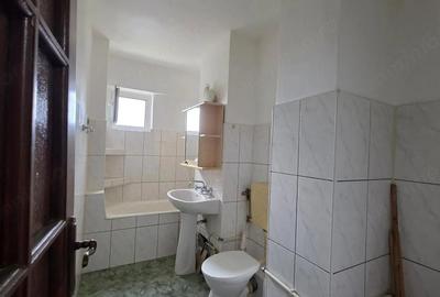 Garsonieră decomandată în Soarelui