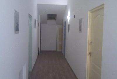 Garsonieră decomandată în Florilor