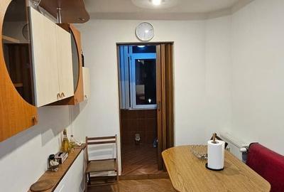 Apartament cu 3 camere decomandat în Lăpuș