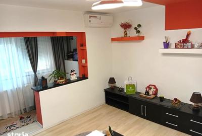 Apartament cu 3 camere decomandat în Confecții - 2