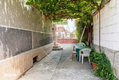Casă cu 4 camere cu Teren 333 Mp în Mihai Viteazu