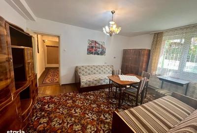 Apartament cu 3 camere decomandat în Cornișa