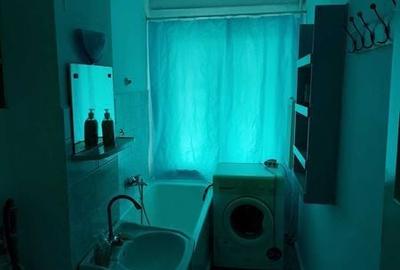 Apartament cu 2 camere decomandat în Cornișa - 1