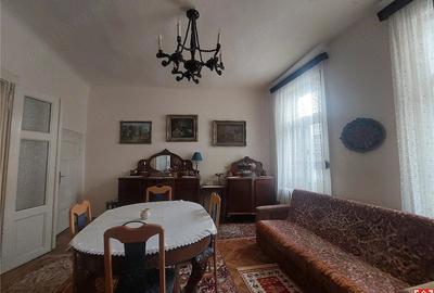 Apartament cu 3 camere nedecomandat în Ultracentral
