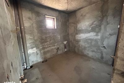 Casă cu Teren 1800 Mp în Central - 8