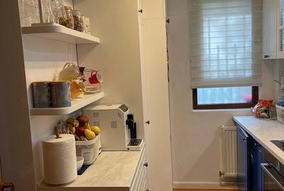 Apartament cu 2 camere decomandat în Drumul Taberei