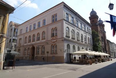Apartament cu 2 camere semidecomandat în P-ța Unirii - 11