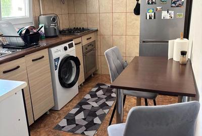 Apartament cu 2 camere decomandat în Giurgiului