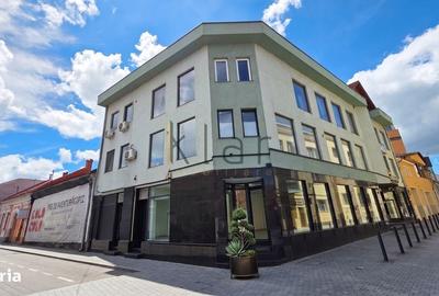 Spațiu comercial, de 40 mp, în Central - 7