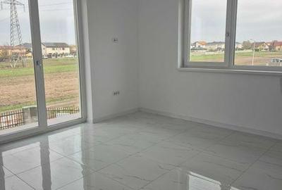 Casă cu 3 camere cu Teren 112 Mp în Giroc
