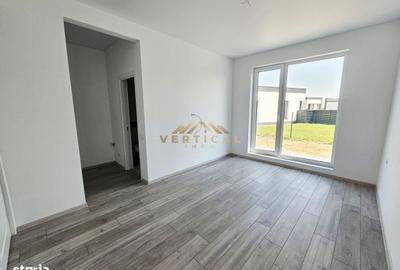 Casă cu 3 camere în Berceni