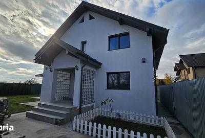 Casă cu 3 camere cu Teren 500 Mp în Letea - 10