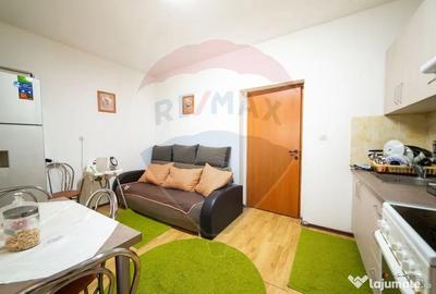 Casă cu 7 camere cu Canalizare în Turnu - 6
