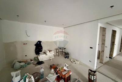 Casă cu 4 camere cu Teren 418 Mp în Golești - 16
