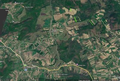 Teren de 4684 mp, în Central
