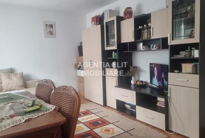 Apartament cu 3 camere decomandat în Central - 4