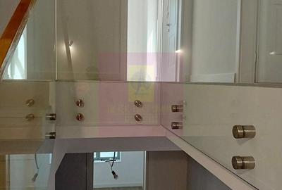 Apartament cu 4 camere în Central