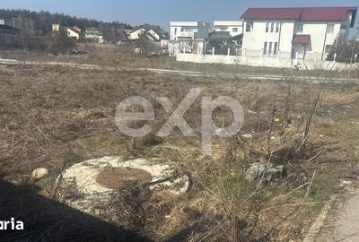 Teren de 1794 mp, în Tancodrom