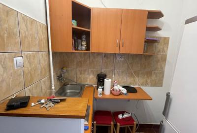 Garsonieră decomandată în Central - 14