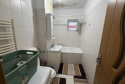 Garsonieră decomandată în Buziașului - 9