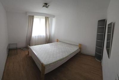 Apartament cu 2 camere decomandat în Tudor