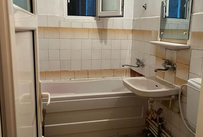 Apartament cu 2 camere decomandat în Calarași 4 - 7