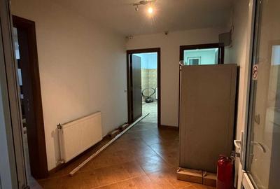 Spațiu comercial, de 53 mp, în Micșunești-Moară - 3