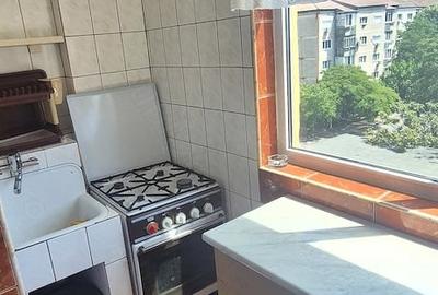 Apartament cu 2 camere decomandat în Girocului - 3