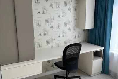 Apartament cu 3 camere semidecomandat în Central - 2