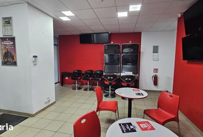 Spațiu comercial, de 58 mp, în Romană