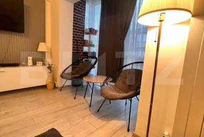 Apartament cu 4 camere decomandat în Central