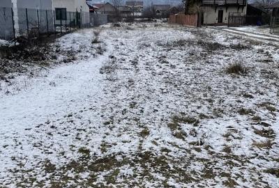 Teren de 1050 mp, în Dumbrava - 3