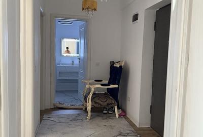 Apartament cu 2 camere decomandat în Valea Oltului
