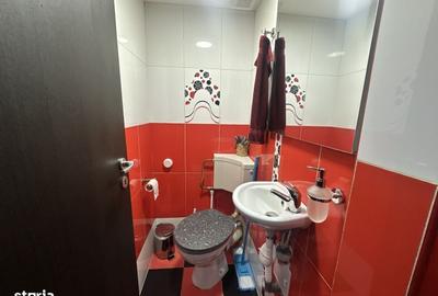 Apartament cu 3 camere în Tudor Vladimirescu