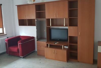 Apartament cu 2 camere decomandat în Tineretului