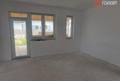 Casă individuală cu 5 camere cu Teren 617 Mp în Moșnița Veche - 3