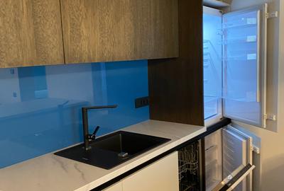 Apartament cu 2 camere semidecomandat, mobilat în Aviației