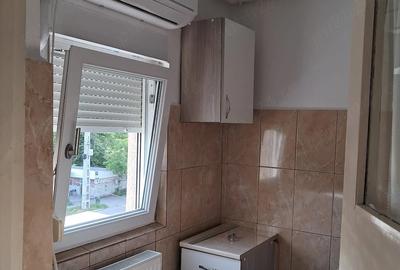 Garsonieră semidecomandată în Central