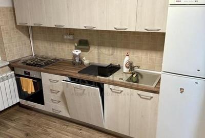 Apartament cu 3 camere semidecomandat în Dâmbovița - 5