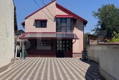 Casă cu 3 camere cu Teren 678 Mp în Valea