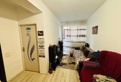 Apartament cu 2 camere semidecomandat în Roșu
