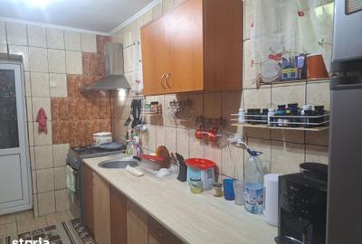 Casă cu 5 camere cu Teren 211 Mp în Inel II