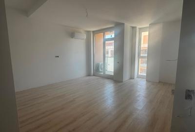 Apartament cu 2 camere decomandat în Torontalului - 8