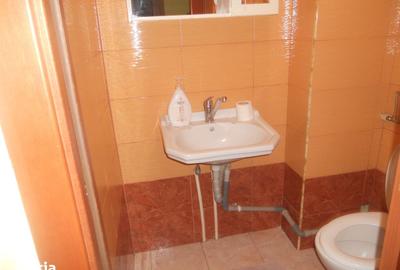 Apartament cu 3 camere decomandat în Central - 10