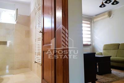 Apartament cu 3 camere semidecomandat, mobilat în Central - 13