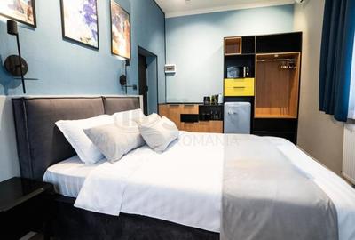 Casă cu 5 camere cu Teren 370 Mp în Romană