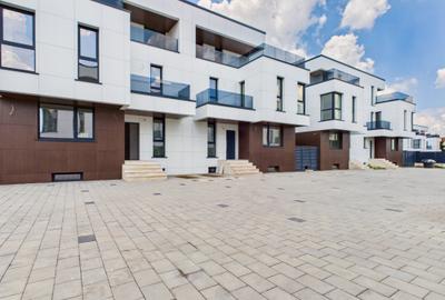 Duplex cu 6 camere cu Canalizare în Pipera