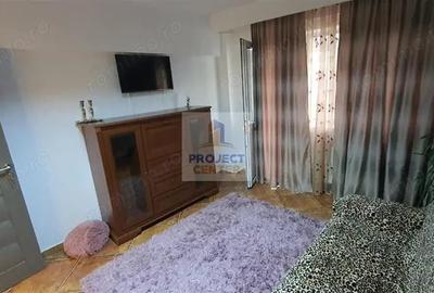 Apartament cu 3 camere decomandat în Ultracentral
